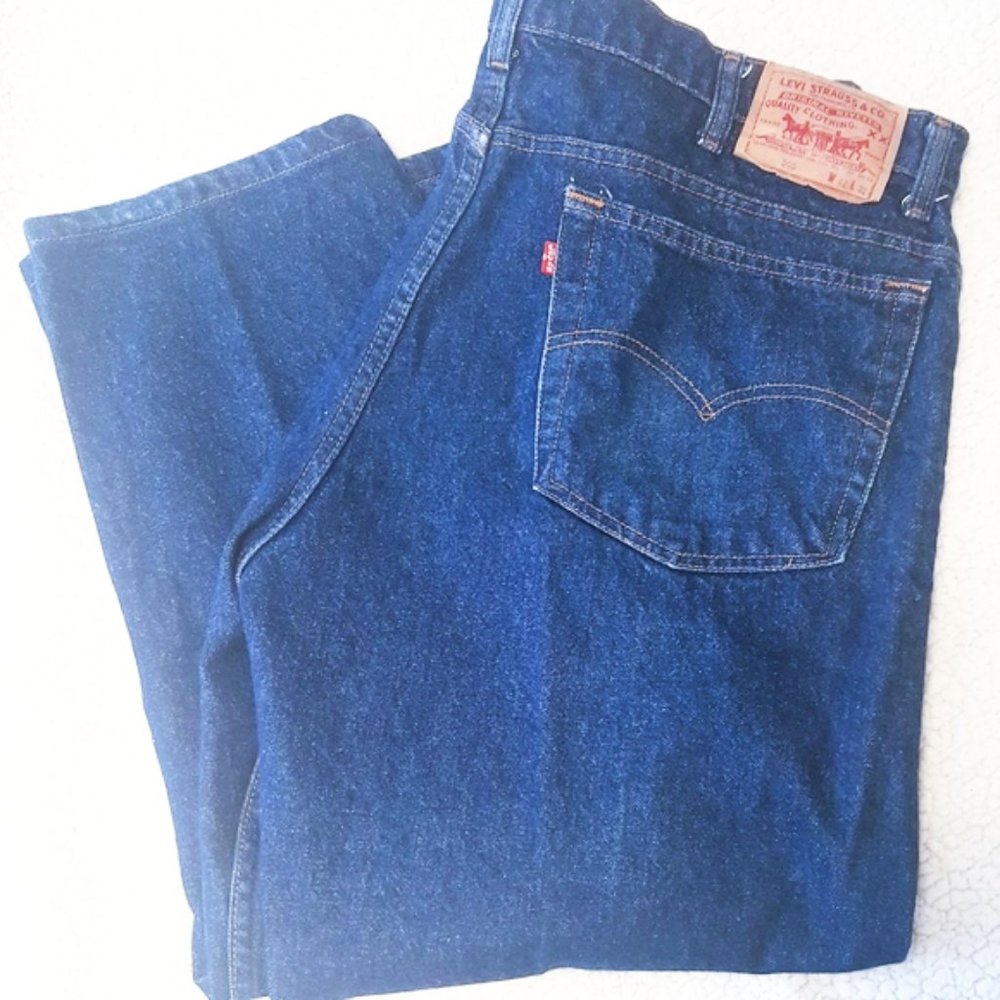 Levis 505 42 x 32 men deep wash jeans